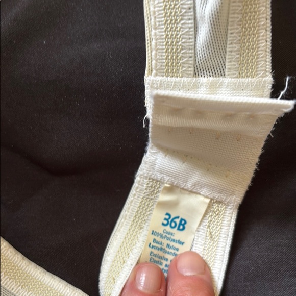 Elegant Vintage Cream Padded Strapless Bra - Picture 5 of 7